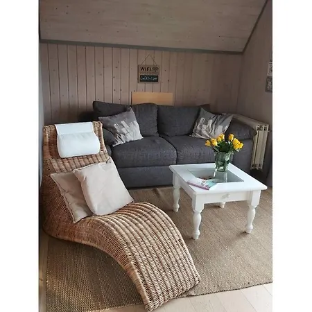 Fraeulein Emma Lotta Comfortable Kronsgaard